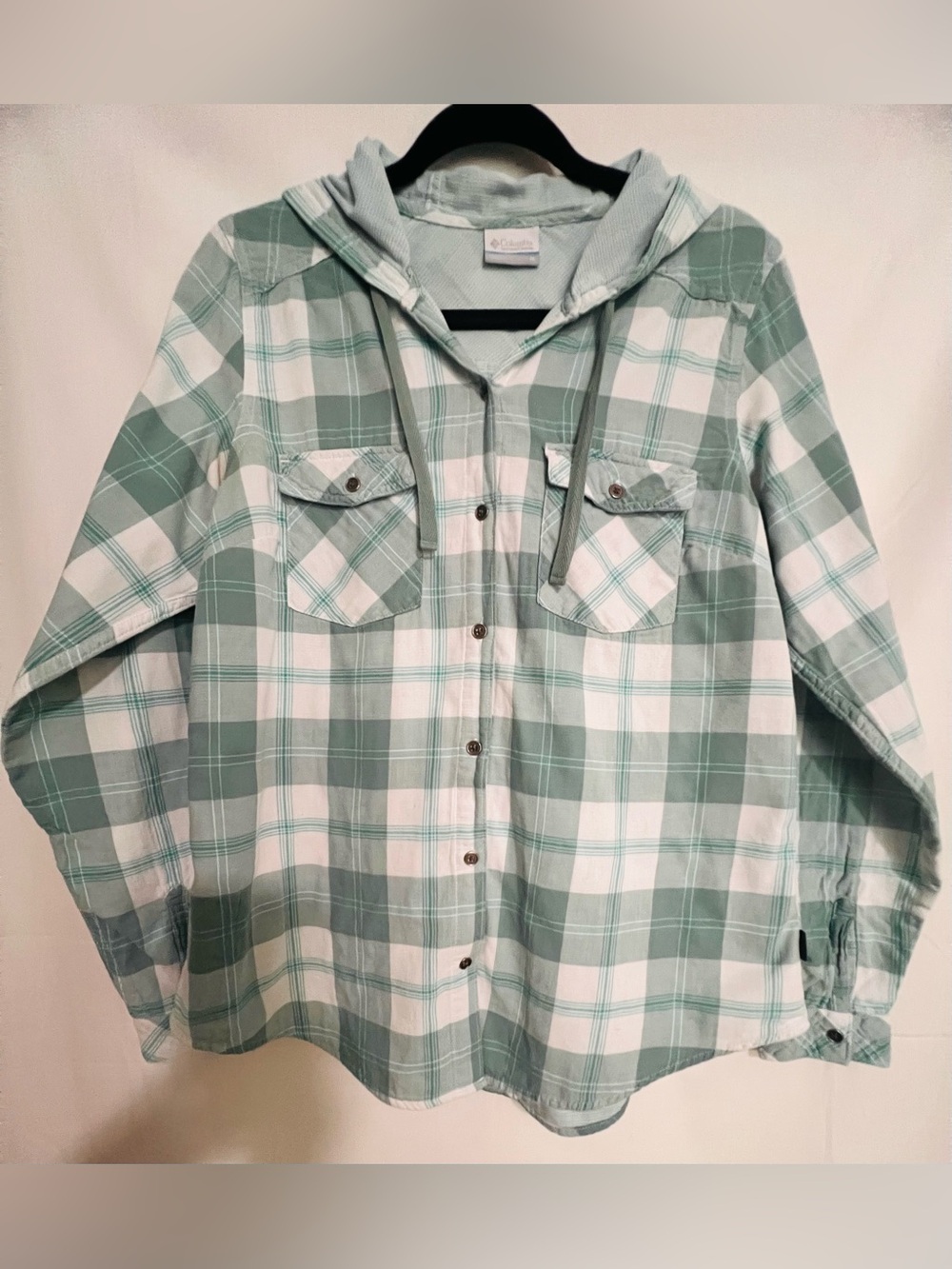 Columbia Women’s  Mint Green Plaid Hooded Button-Up Shirt 100% Cotton